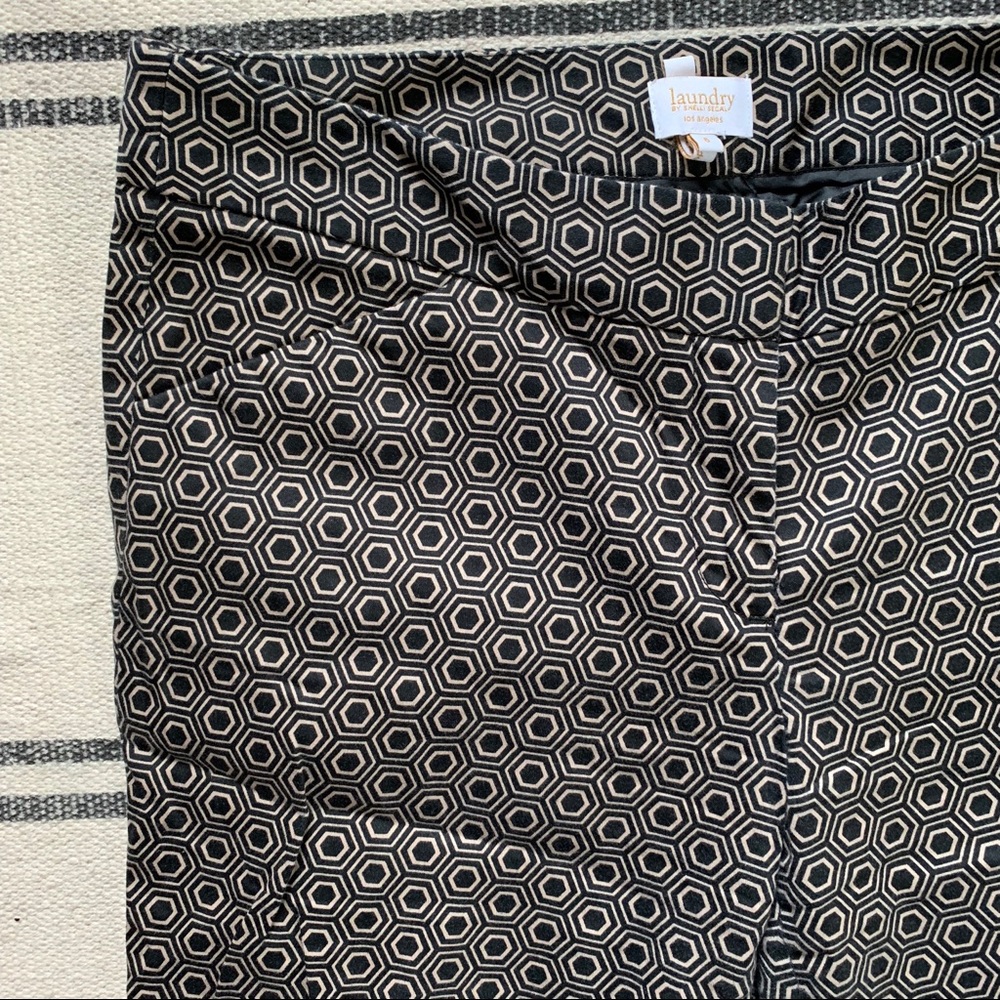 Cropped Patterned Pants - Picture 2 of 6